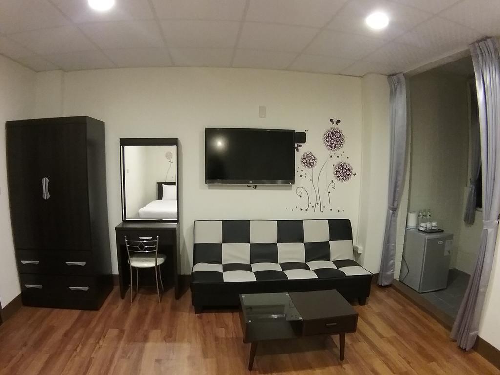 Malaya Guest House Budai Экстерьер фото